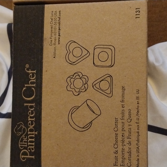 The Pampered Chef fruit and cheese cutter / Corn butterer - Picture 3 of 3